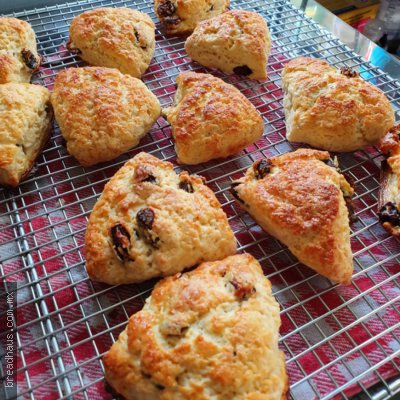 Scones de Crema con Pasas